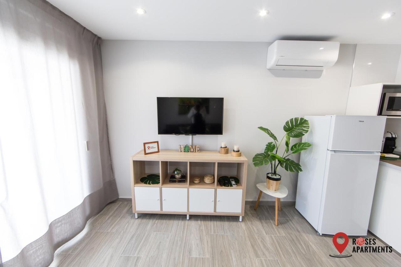 Roses Apartments Tropical Loft Vista Mar Lateral Εξωτερικό φωτογραφία