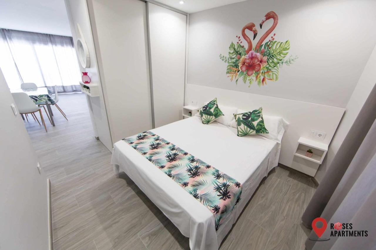 Roses Apartments Tropical Loft Vista Mar Lateral Εξωτερικό φωτογραφία
