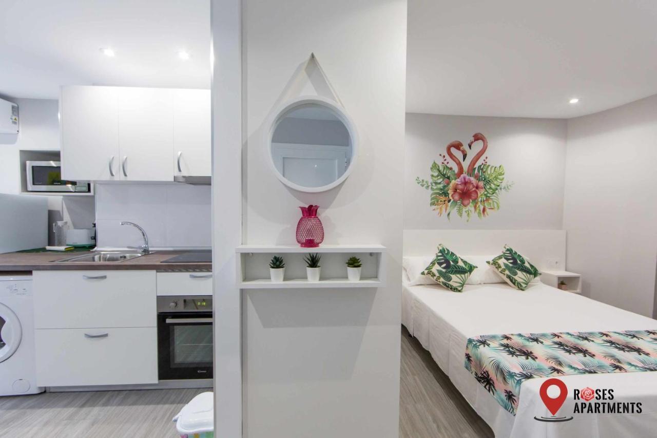 Roses Apartments Tropical Loft Vista Mar Lateral Εξωτερικό φωτογραφία