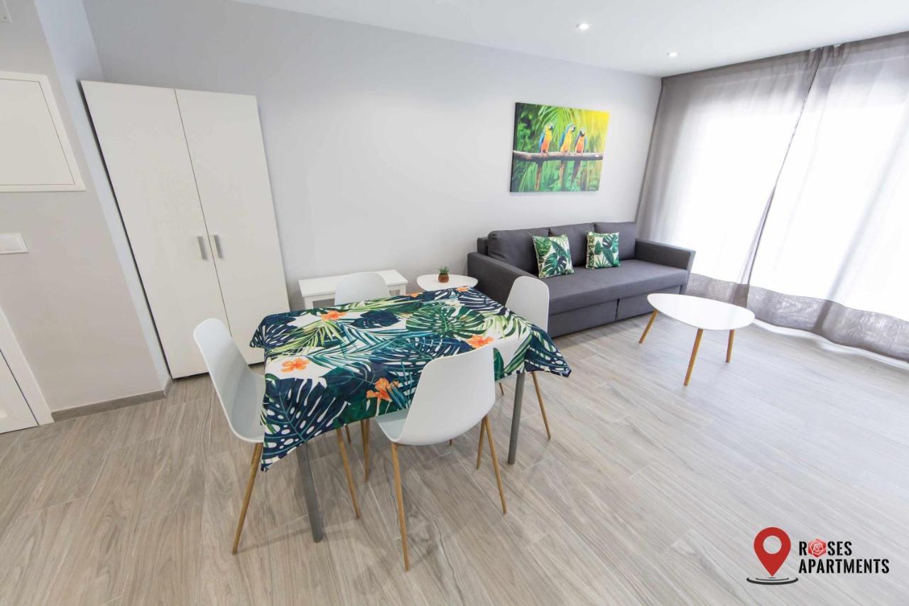 Roses Apartments Tropical Loft Vista Mar Lateral Εξωτερικό φωτογραφία